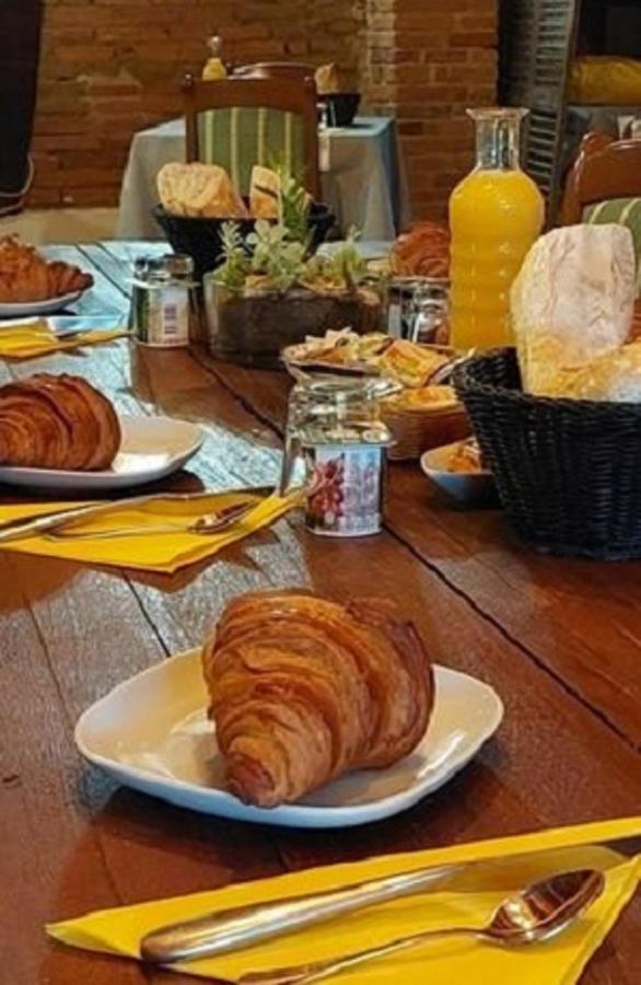 L'Alcove Hotel Restaurant Villematier Екстериор снимка